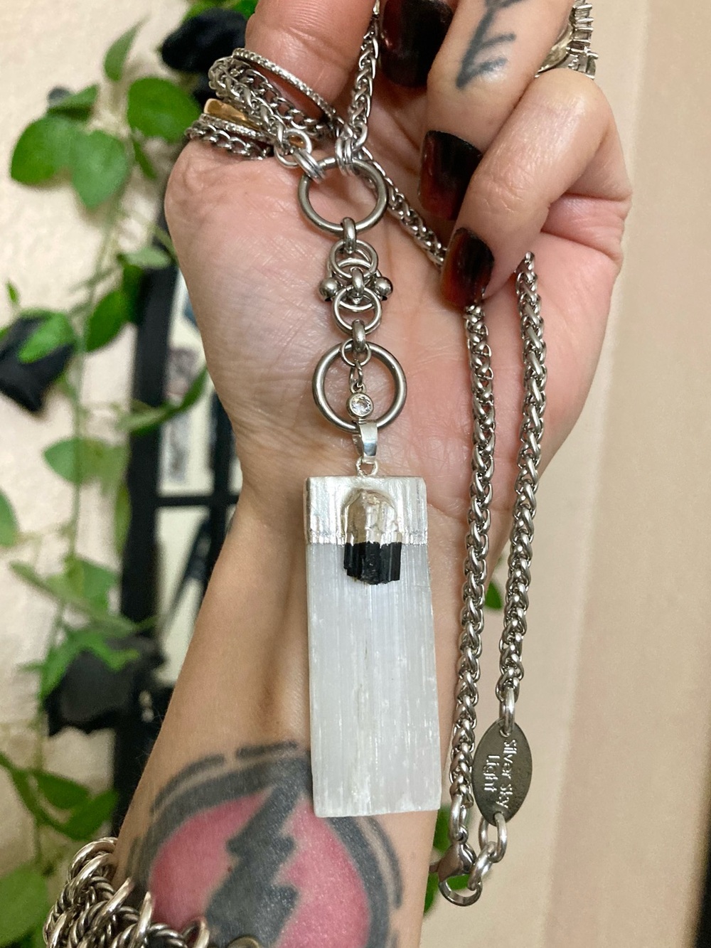 Selanite & tourmaline gemstone maille lariat Y shape Celtic knot boho necklace - Picture 8 of 16